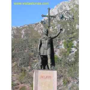 Click para ampliar. Pulsa en el nombre para ver la ficha. Pelayo 5 - Covadonga - Estatua de Pelayo